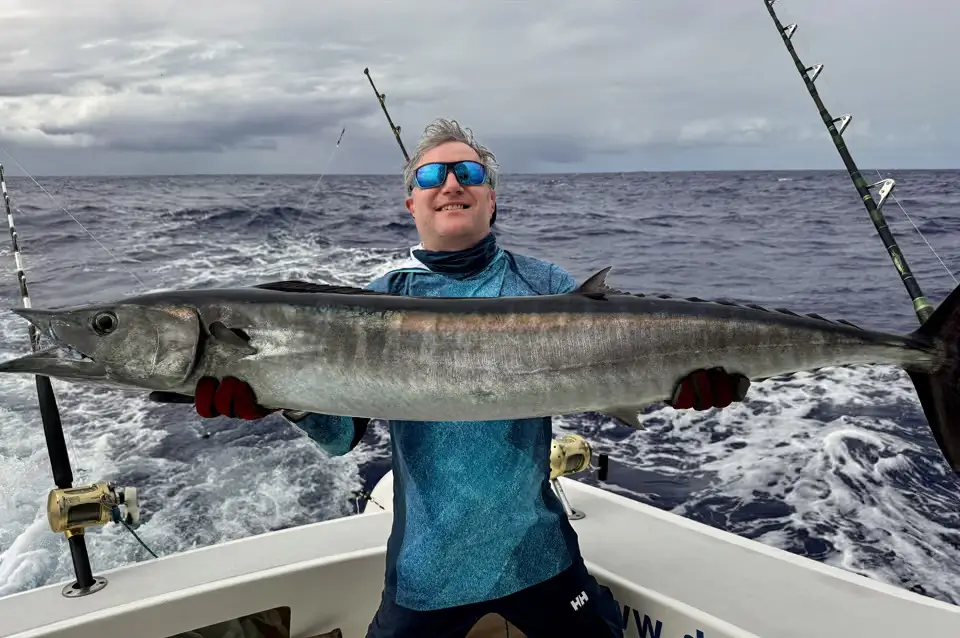 Gros barracuda capturé en jigging lors d’une sortie de pêche sportive à Rodrigues