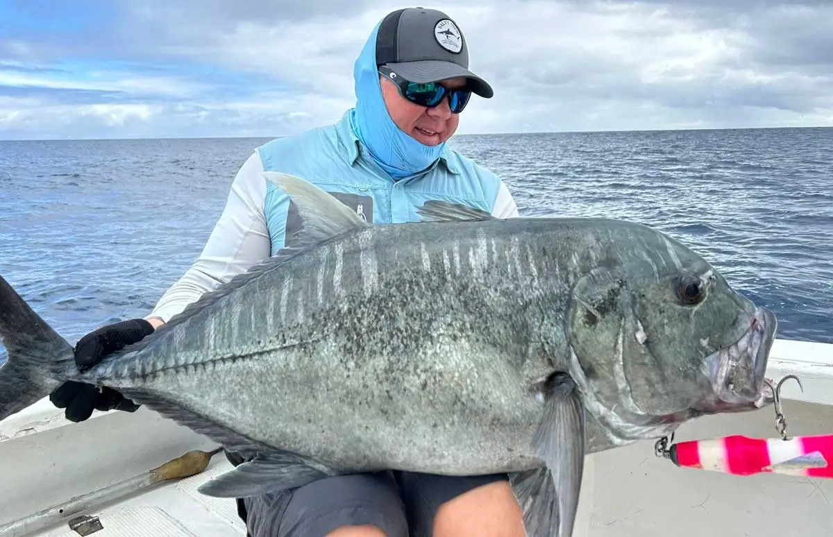 Big giant trevally caught jigging in Rodrigues